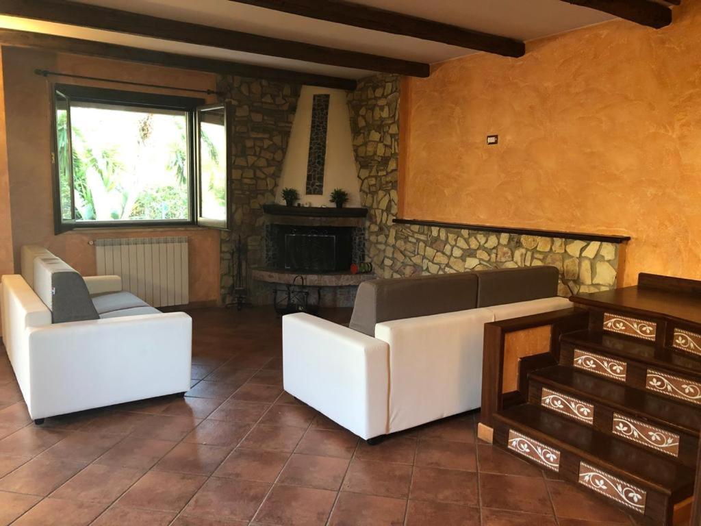 Villa Jari Carini Zewnętrze zdjęcie